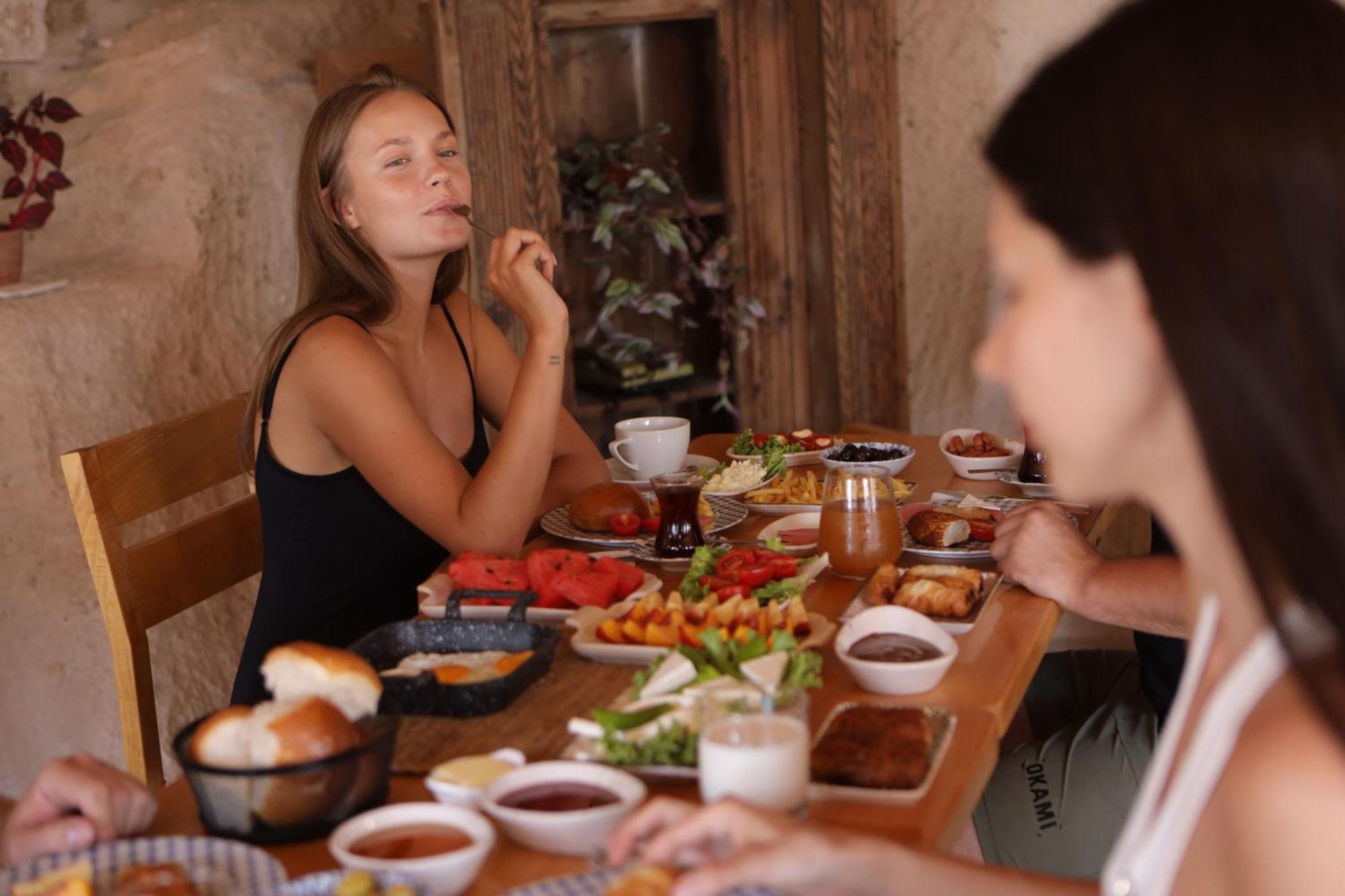 אוצ'יסר Pinhan Cave Suites מראה חיצוני תמונה