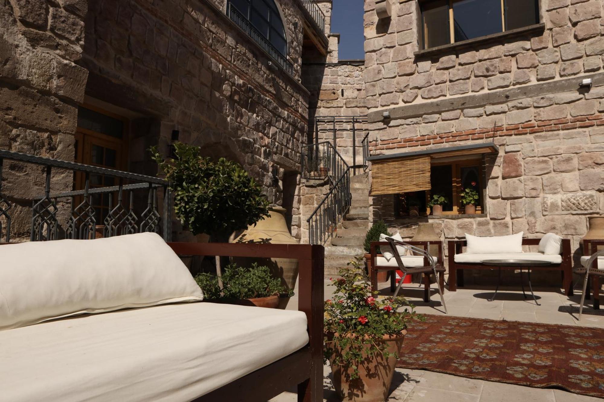 אוצ'יסר Pinhan Cave Suites מראה חיצוני תמונה