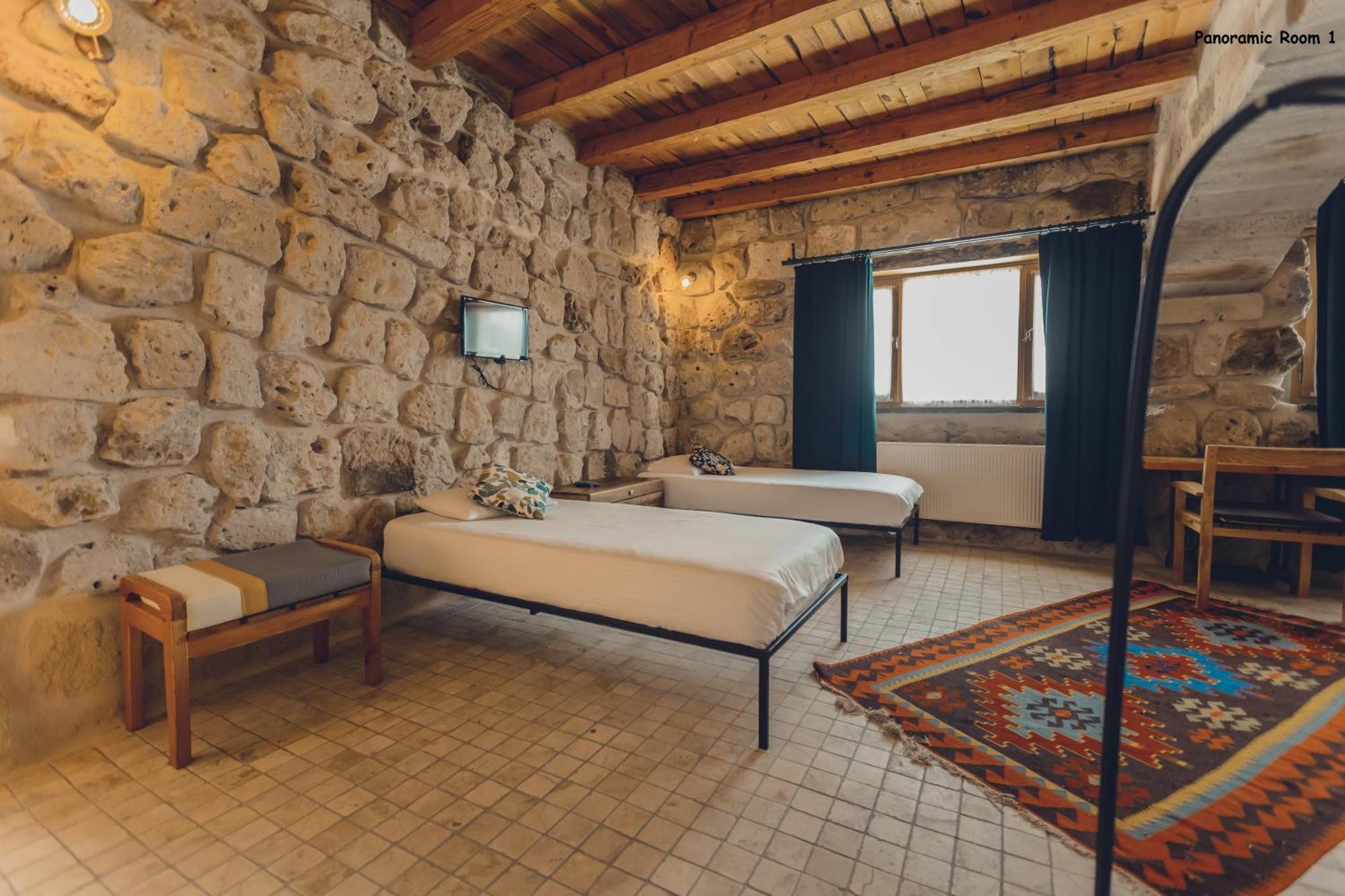 אוצ'יסר Pinhan Cave Suites מראה חיצוני תמונה