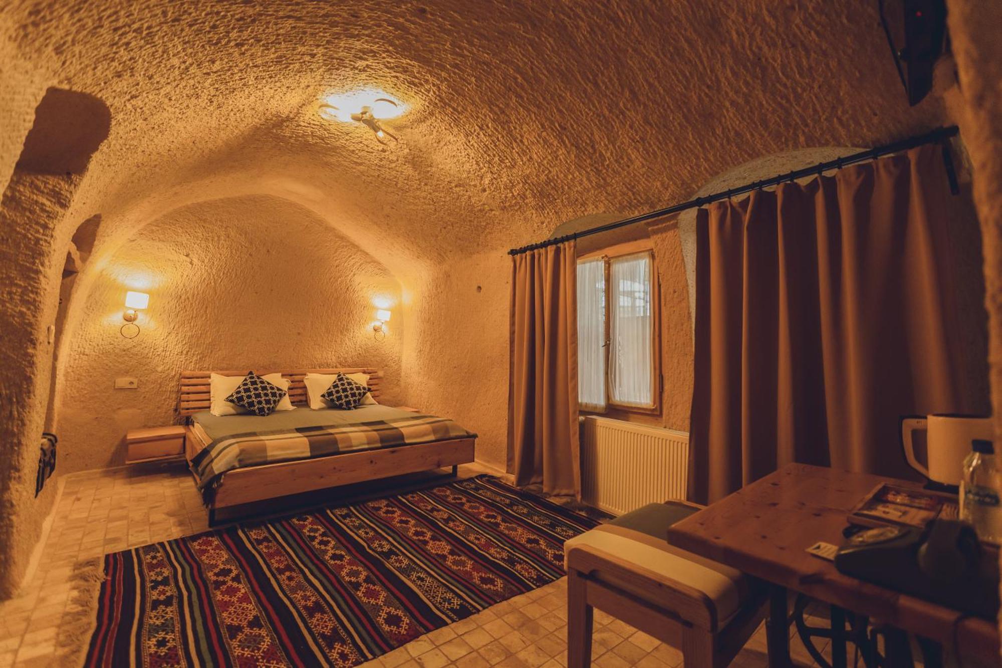 אוצ'יסר Pinhan Cave Suites מראה חיצוני תמונה