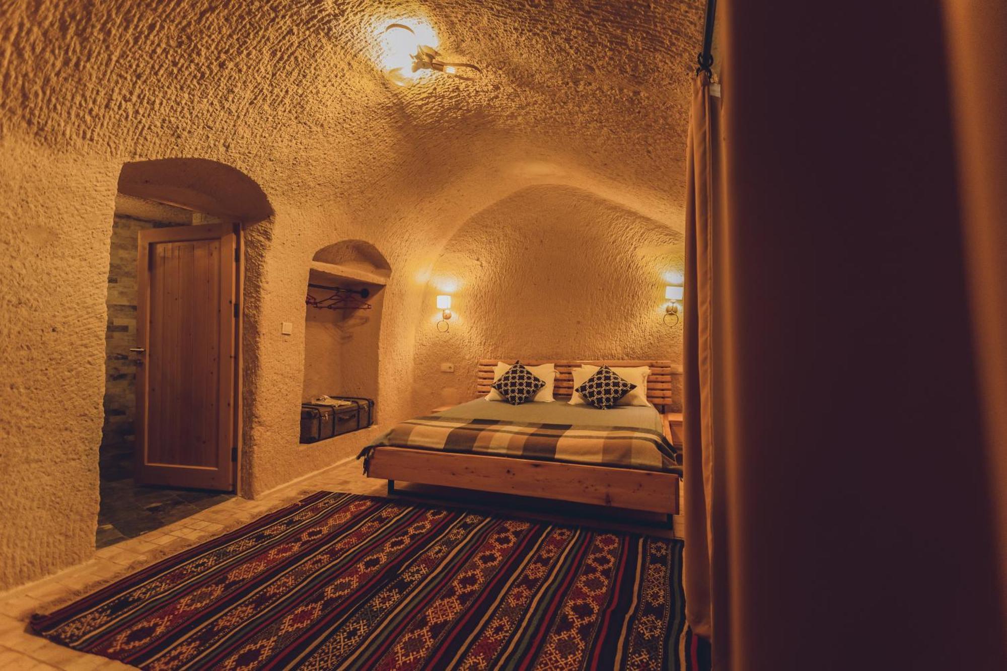 אוצ'יסר Pinhan Cave Suites מראה חיצוני תמונה